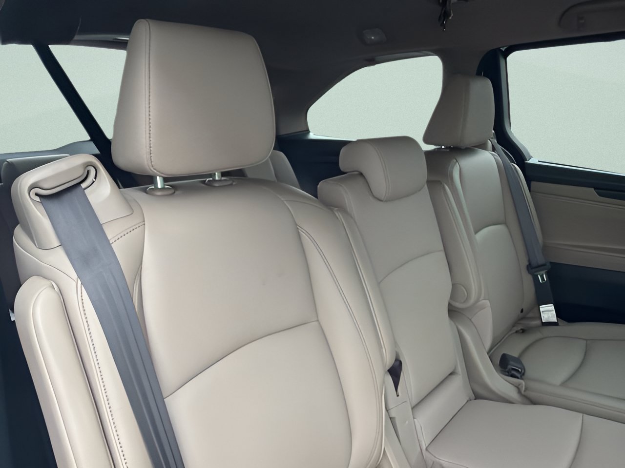 Used 2024 Honda Odyssey Touring image 9