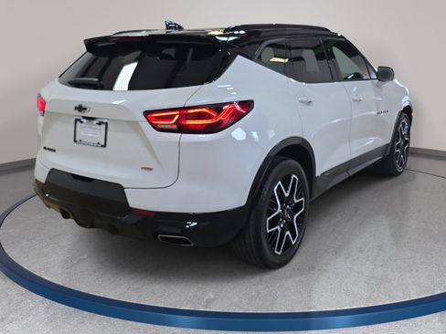 Used 2025 Chevrolet Blazer RS w/ Driver Confidence II Package FWD image 6