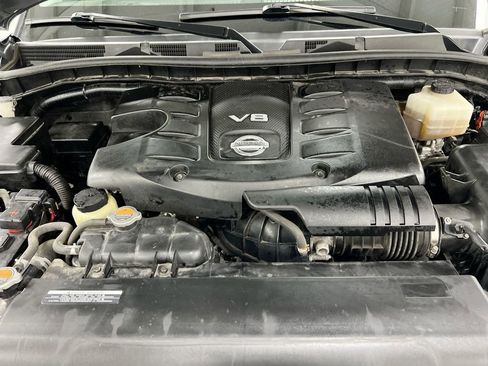 Used 2018 Nissan Armada SL w/ Moonroof Package image 27