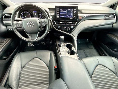 Used 2023 Toyota Camry SE FWD image 14