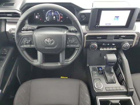 Used 2025 Toyota Tacoma SR5 image 17