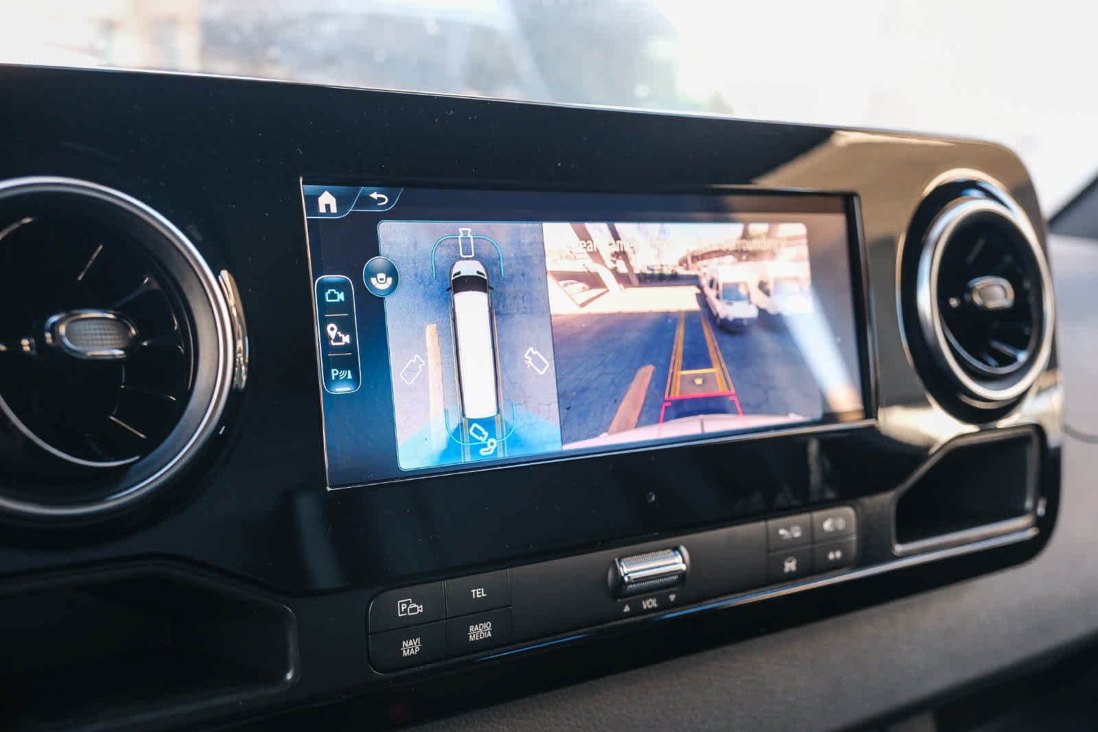 New 2025 Mercedes-Benz eSprinter 170 Cargo image 27