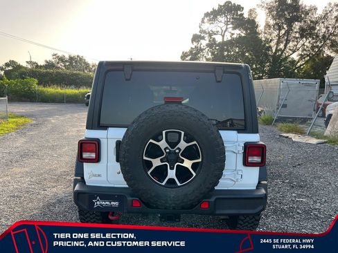 Used 2020 Jeep Wrangler Unlimited Rubicon AWD/4WD image 6
