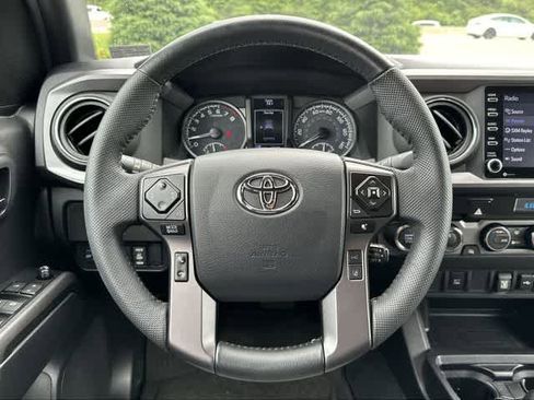 Used 2023 Toyota Tacoma TRD Off-Road AWD/4WD image 7