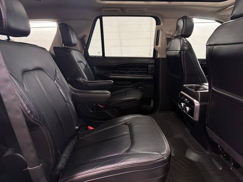 Certified 2021 Ford Expedition Platinum image 32