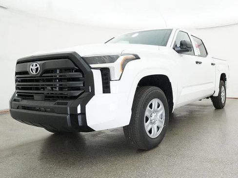 New 2026 Toyota Tundra SR image 32