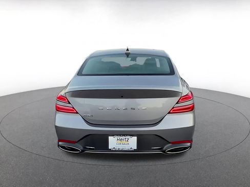 Used 2025 Genesis G70 2.5T image 12