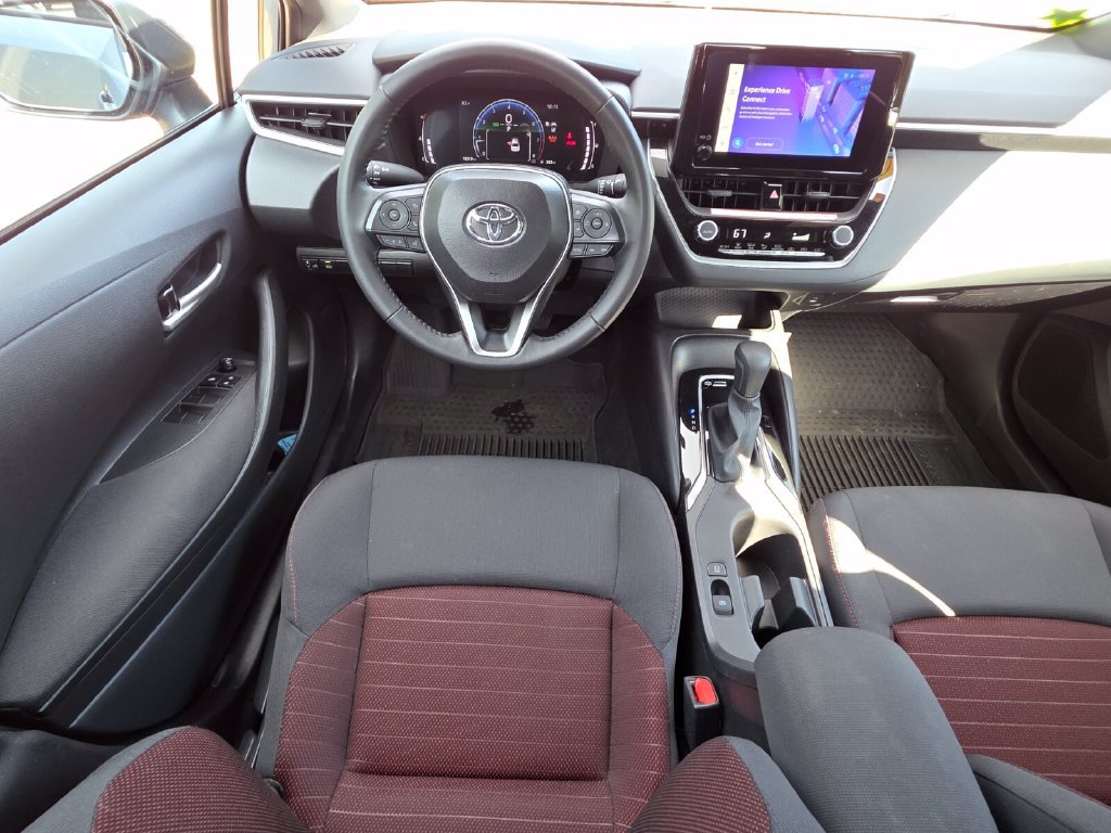 Used 2026 Toyota Corolla SE FWD image 6