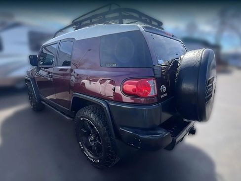 Used 2007 Toyota FJ Cruiser 4WD image 3