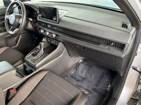 Used 2023 Honda CR-V Sport image 21