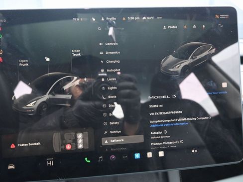 Used 2023 Tesla Model 3 Standard Range image 14