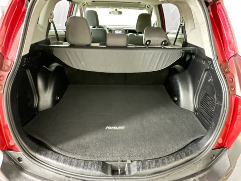 Used 2013 Toyota RAV4 XLE image 31