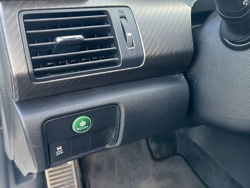 Used 2017 Honda Accord Sport image 13