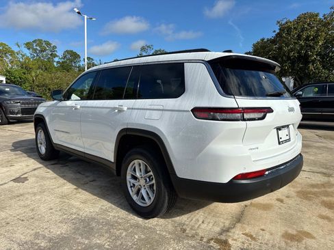 New 2025 Jeep Grand Cherokee L Laredo w/ Trailer Tow Package image 5