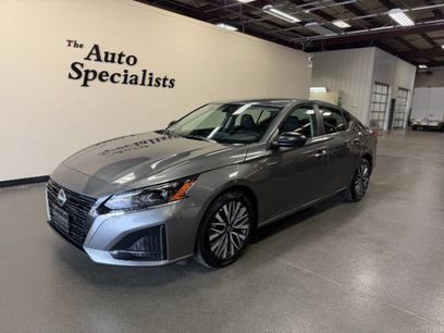 Used 2025 Nissan Altima 2.5 SV