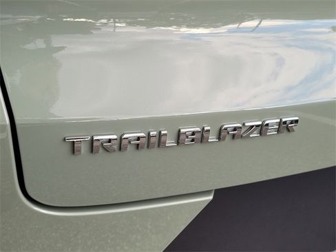 New 2026 Chevrolet TrailBlazer ACTIV w/ Convenience Package image 19