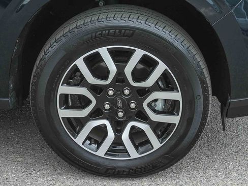 Used 2023 Ford Maverick Lariat FWD image 14