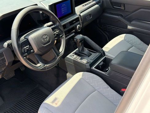 Used 2024 Toyota Tacoma SR5 RWD image 4