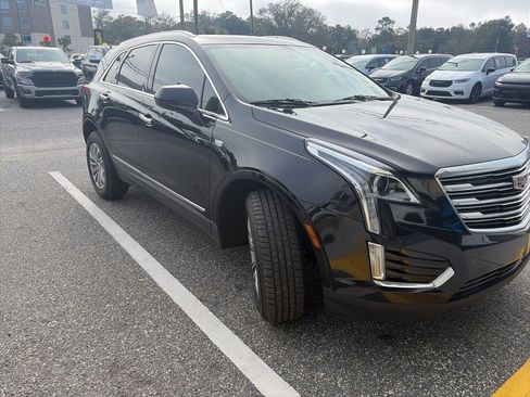 Used 2019 Cadillac XT5 Luxury image 1