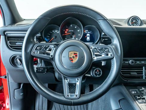 Certified 2021 Porsche Macan GTS AWD/4WD image 16