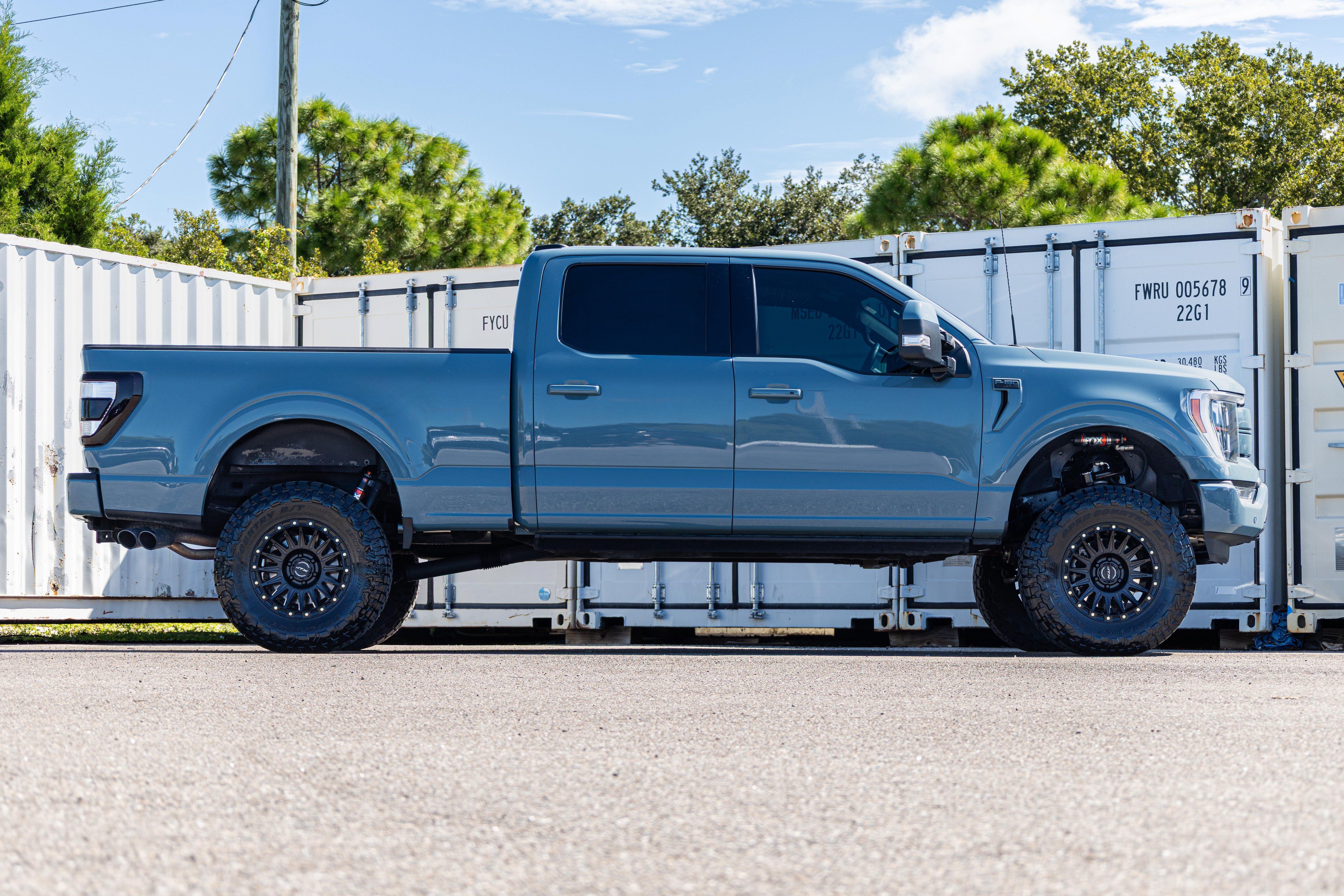 Used 2023 Ford F150 Lariat w/ Equipment Group 502A High AWD/4WD image 3