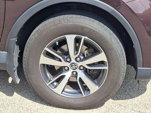 Used 2016 Toyota RAV4 XLE w/ Convenience Package AWD/4WD image 8