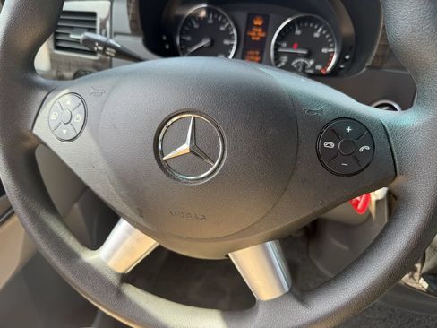 Used 2017 Mercedes-Benz Sprinter 3500 image 63