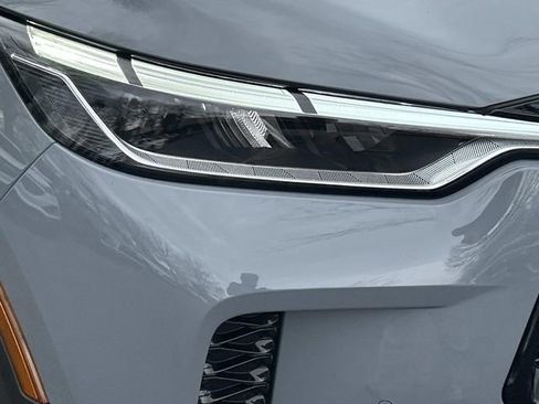 Used 2025 INFINITI QX60 Luxe w/ Black Edition image 10