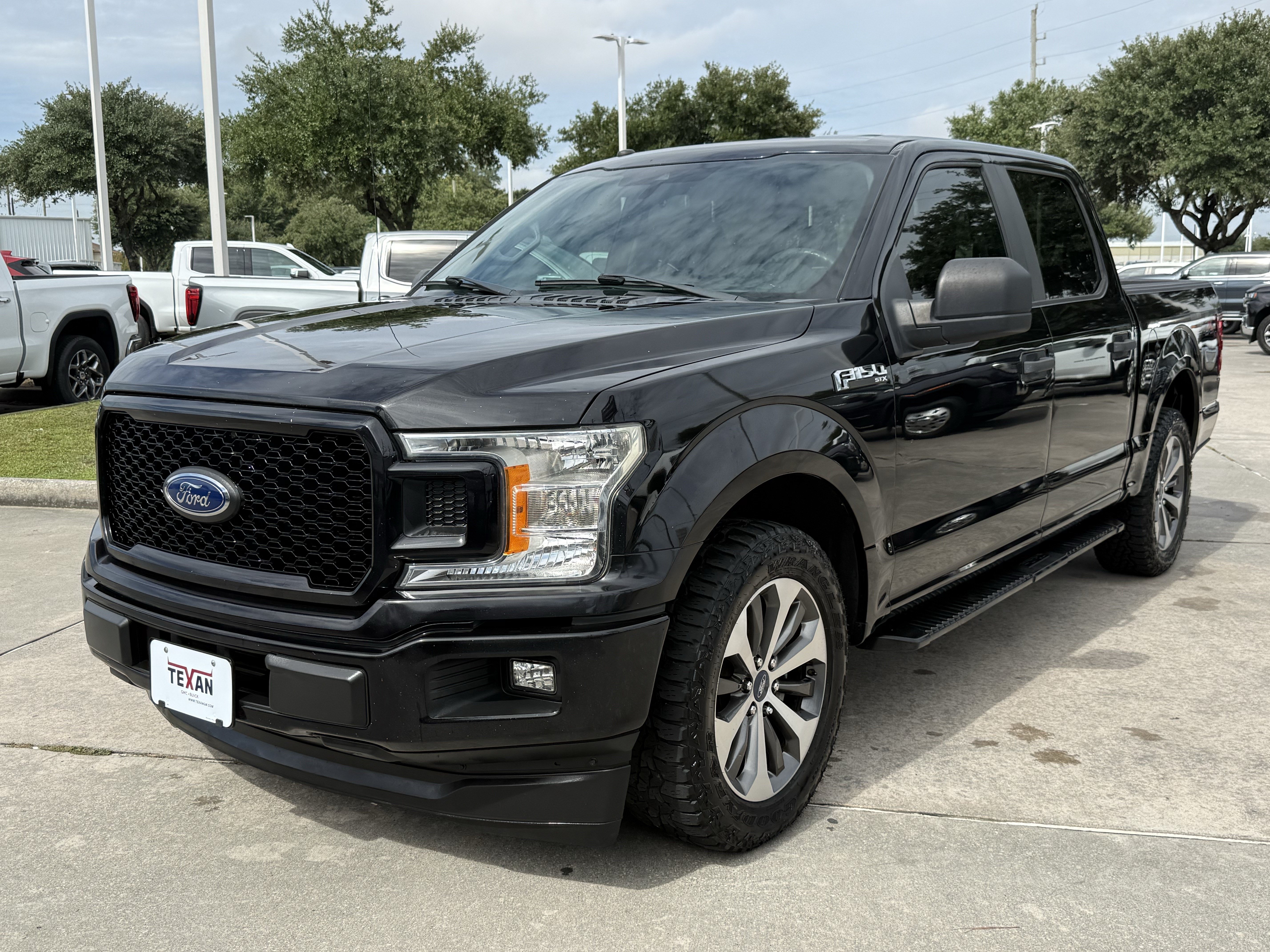 Used 2019 Ford F150 XL w/ Equipment Group 101A Mid RWD image 9