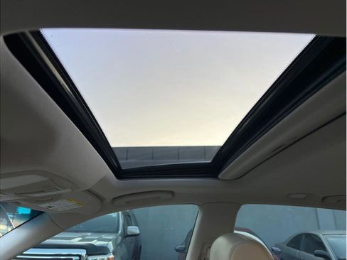 Used 2016 INFINITI QX50 AWD w/ Premium Plus Package image 21