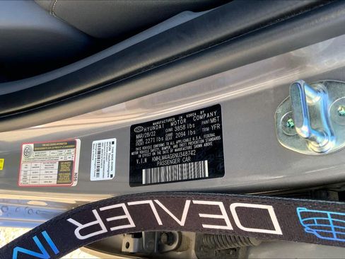 Used 2022 Hyundai Elantra SEL FWD image 61