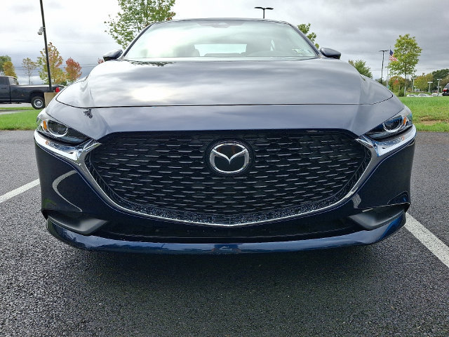 Used 2021 MAZDA MAZDA3 s FWD image 2