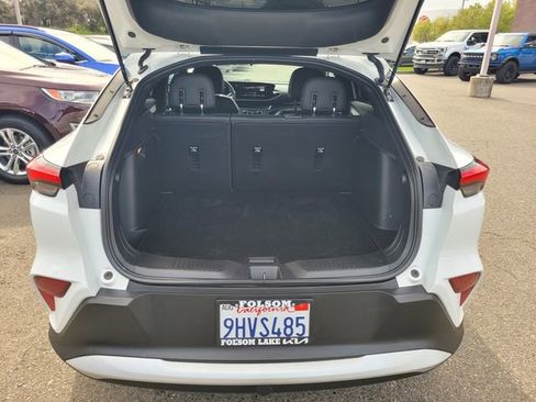 Used 2024 Buick Envista Preferred image 8