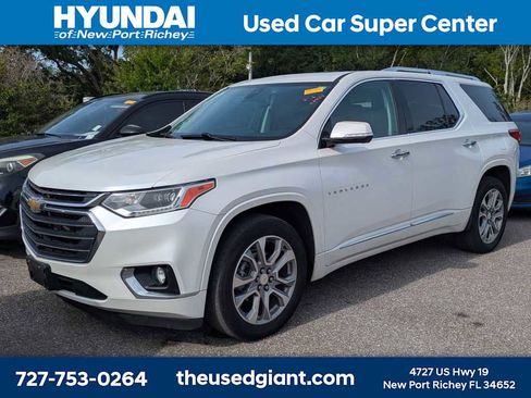 Used 2021 Chevrolet Traverse Premier w/ LPO, Floor Liner Package AWD/4WD image 1
