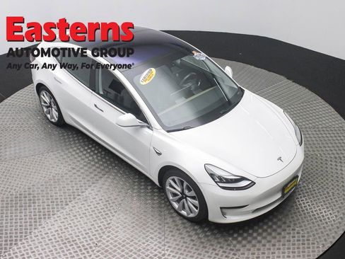 Used 2018 Tesla Model 3 Long Range image 3