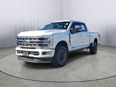 Used 2024 Ford F350 Platinum image 8