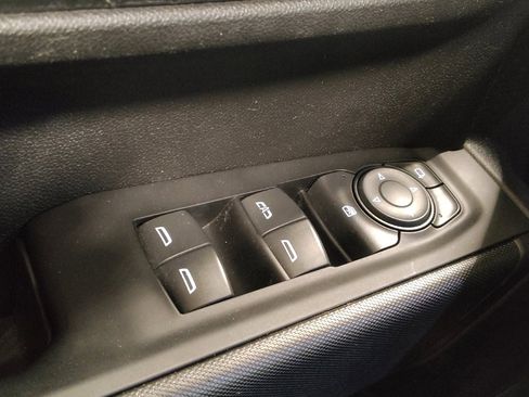 Used 2022 Chevrolet Silverado 1500 Custom RWD image 27