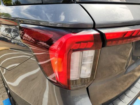 Used 2025 Ford Explorer ST-Line AWD/4WD image 6