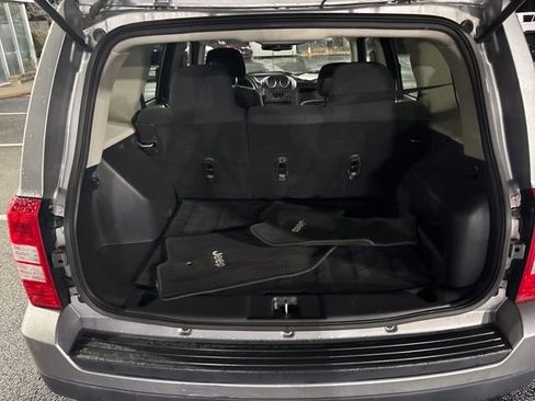 Used 2016 Jeep Patriot Sport w/ Power Value Group image 26