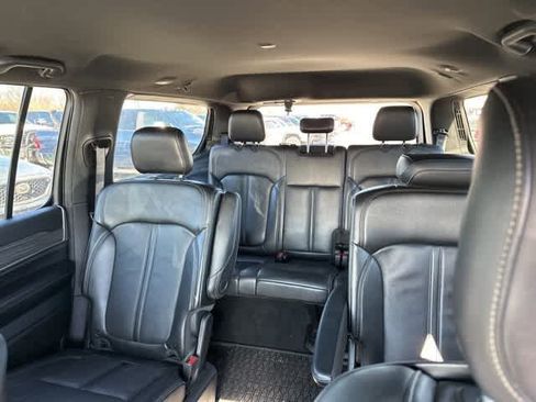 Used 2024 Jeep Wagoneer Series II image 5