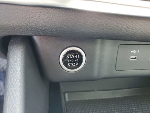 Used 2023 Nissan Rogue SV FWD image 27