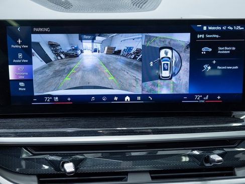 Used 2025 BMW X5 xDrive40i w/ M Sport Package image 17