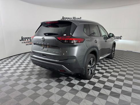 Used 2023 Nissan Rogue SL image 9