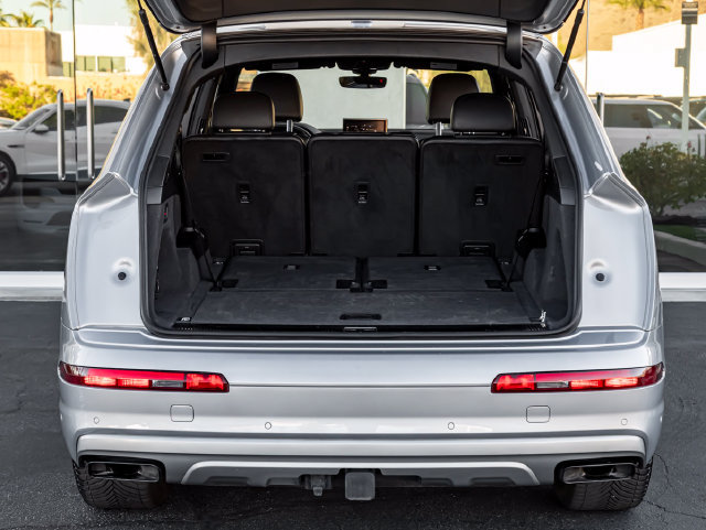 Used 2019 Audi Q7 3.0T Prestige AWD/4WD image 38