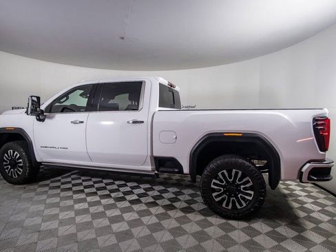 Used 2024 GMC Sierra 2500 Denali Ultimate image 7