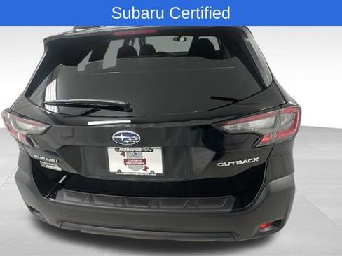 Certified 2025 Subaru Outback Premium image 4