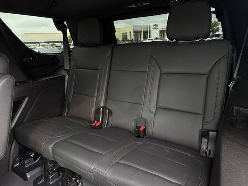 Used 2023 Chevrolet Tahoe Z71 w/ Luxury Package image 30