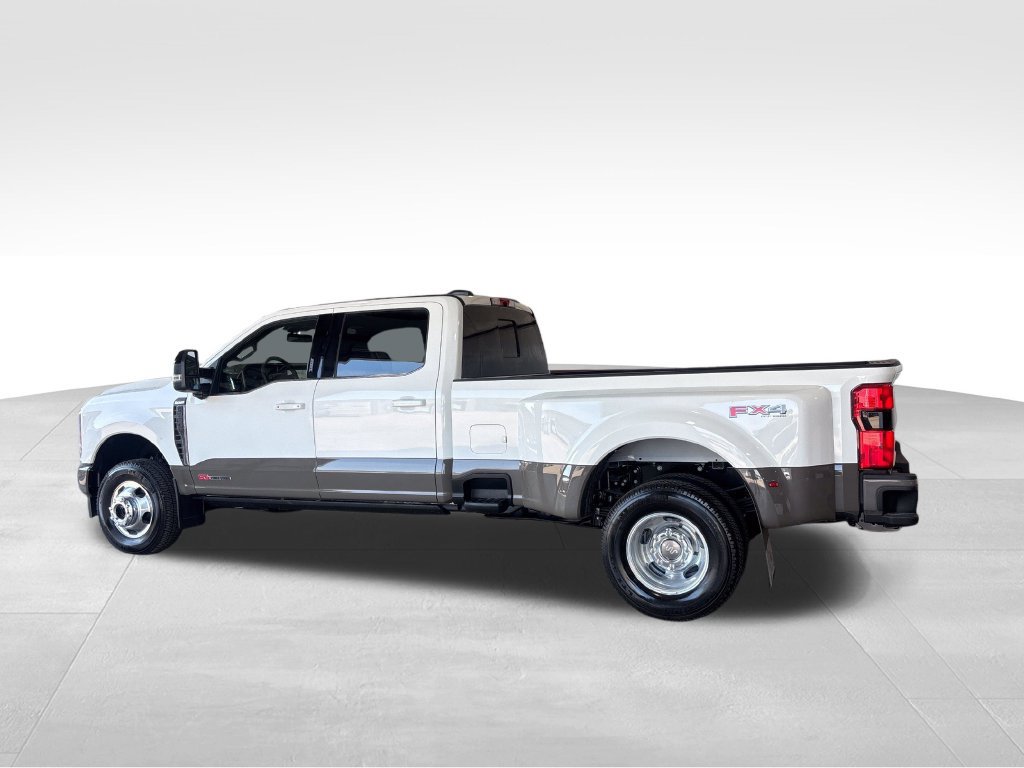 New 2027 Ford F350 King Ranch AWD/4WD image 2
