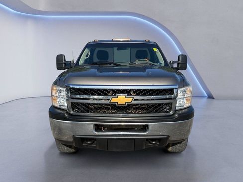 Used 2014 Chevrolet Silverado 2500 W/T w/ Snow Plow Prep Package AWD/4WD image 8