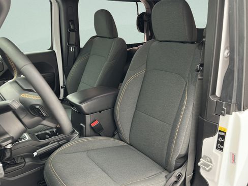 Used 2024 Jeep Wrangler Sport AWD/4WD image 12